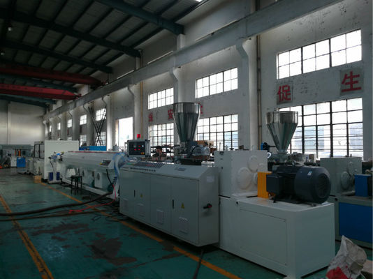 Dekoratif Malzeme İçin Çift Vidalı PVC / PVC Plastik Profil Ekstrüzyon Makine